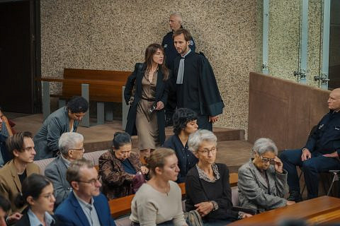 MENSCHLICHE DINGE 02 Photos Jerome Prebois c 2021 CURIOSA FILMS