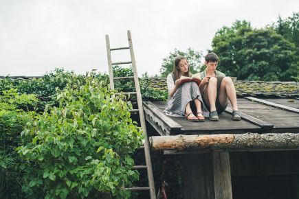 szn 10 MG Geschwister am Dach 2 min